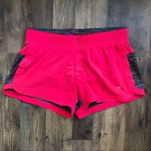 Xersion Women's Active Wear Hot Pink Shorts Size S